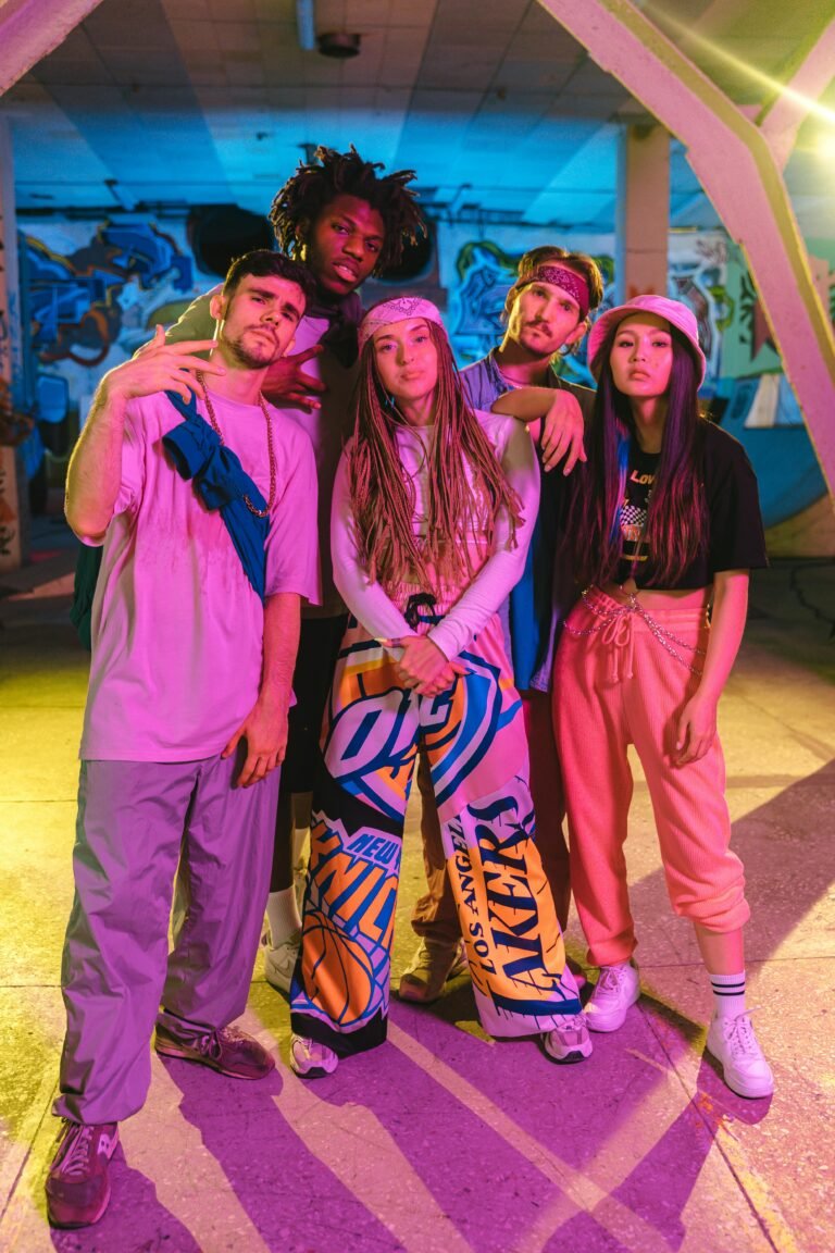 Y2K outfit: A Nostalgic Dive into the Iconic Era and Unique Outfit Ideas for Western Americans