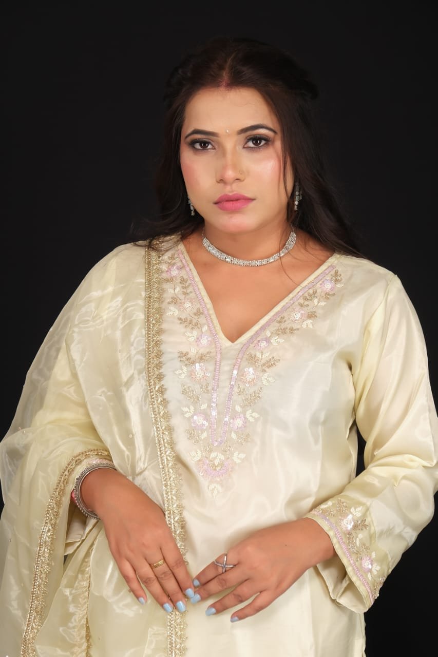 Elegant Off-White Pant Suit Set | Handwork & Designer Border